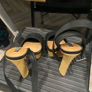 Nice shoes.  Shudz brand